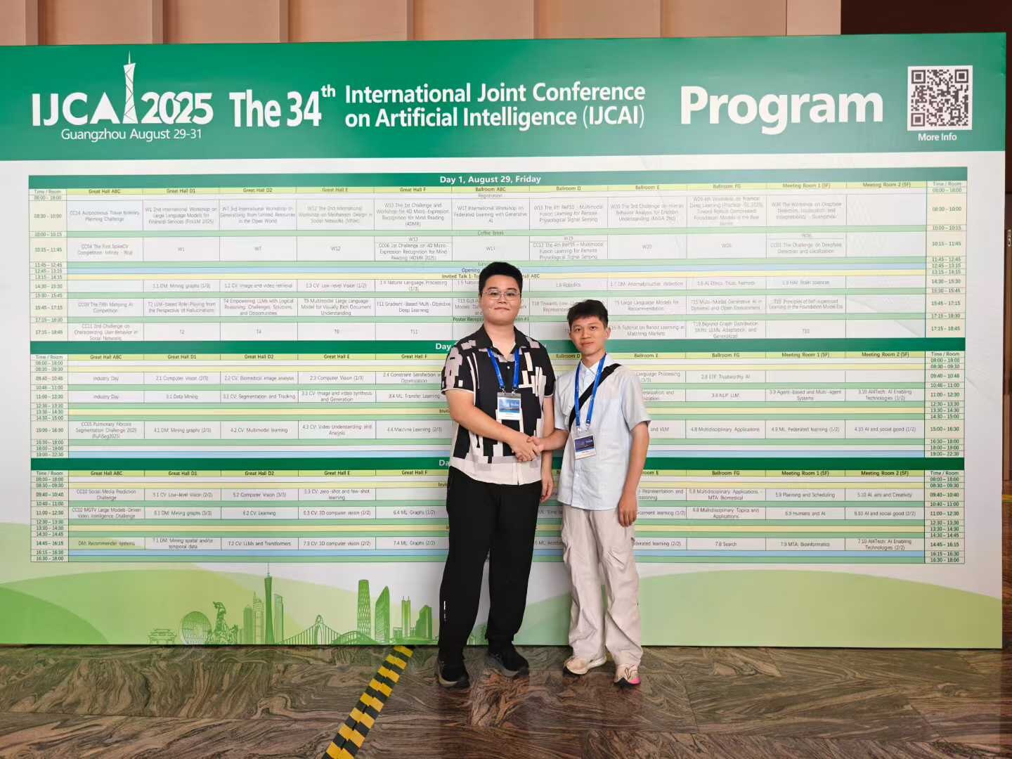 AITA 团队成员参加 IJCAI 2025 活动合影